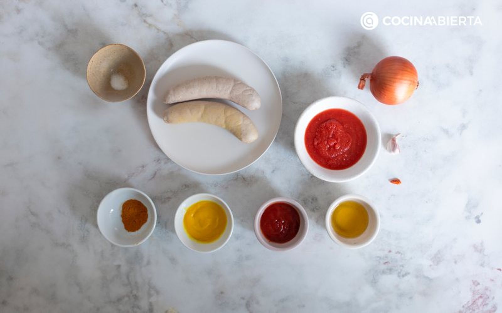 Ingredientes para hacer currywurst casero