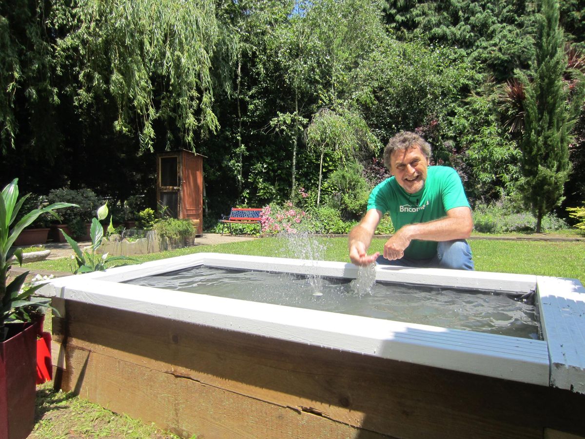 Estanque con traviesas paso 12