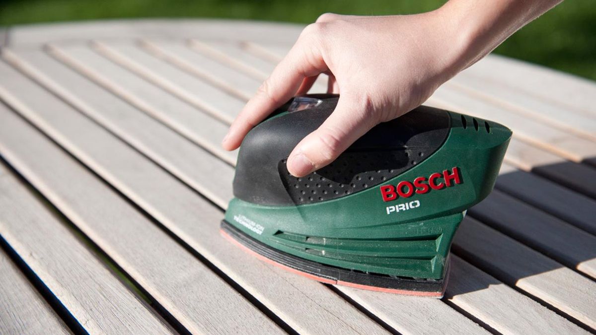 brico 0586 2 puesta a punto mesa exterior paso 1