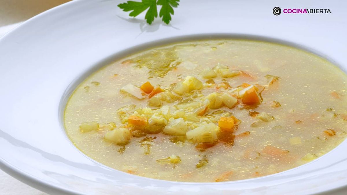 Karlos Arguiñano muestra cómo cocinar el mijo para elaborar una sopa de mijo