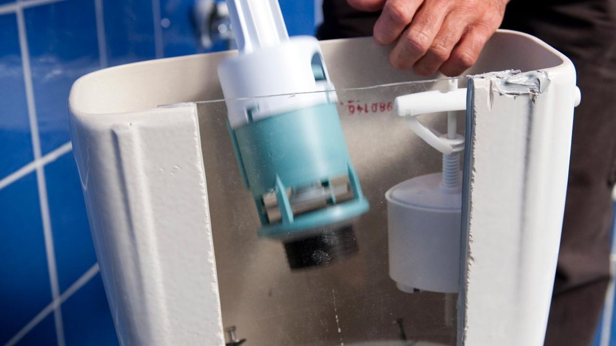 brico 0566 2 ahorrar agua inodoro paso 5