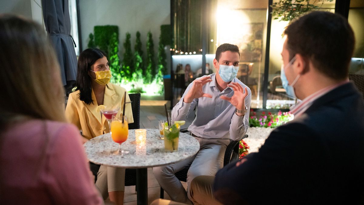 que se puede y que no se puede hacer durante el estado de alarma reunion