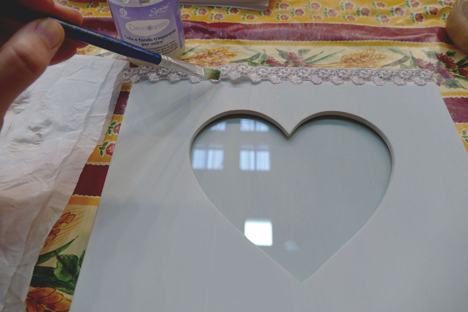 Decoración decopauge con servilletas de papel paso 1