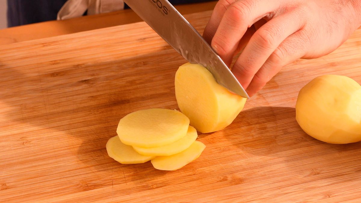 Patatas a lo pobre   Paso 2