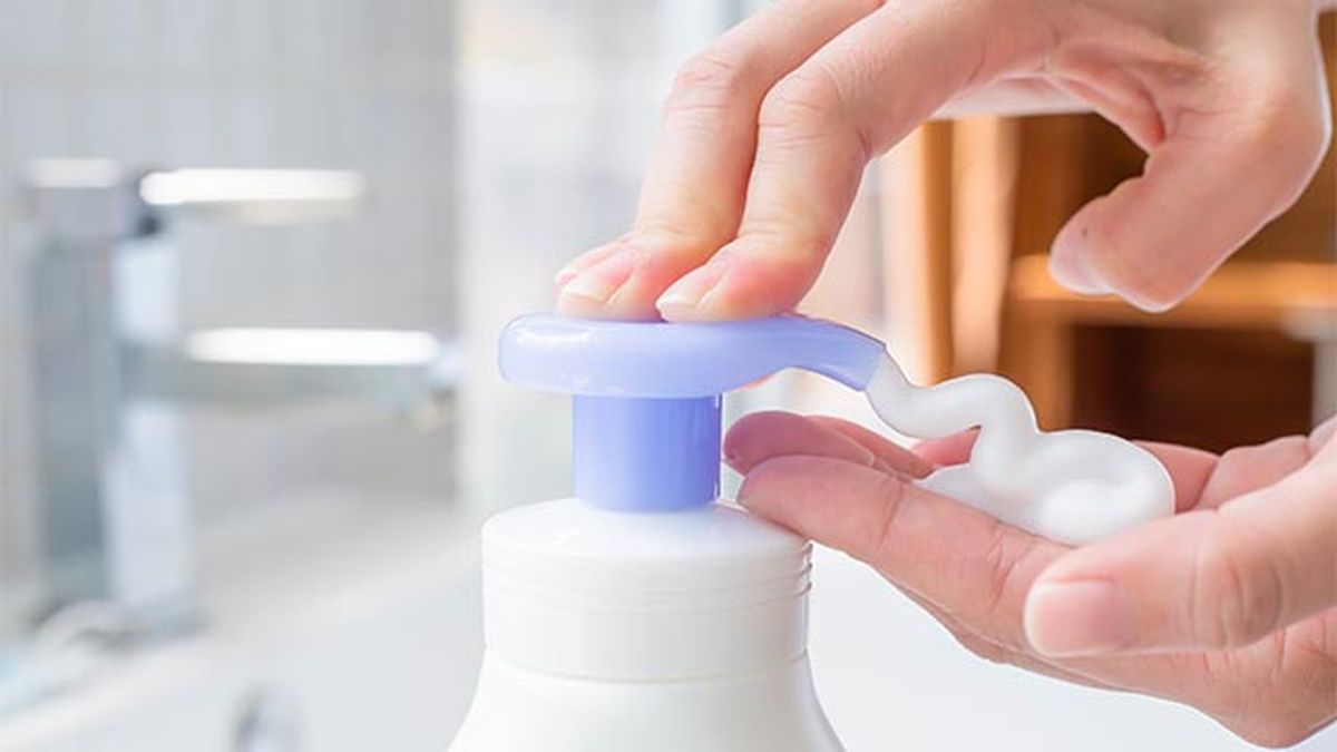 peinado con efecto mojado o wet te ensenamos como hacerlo producto