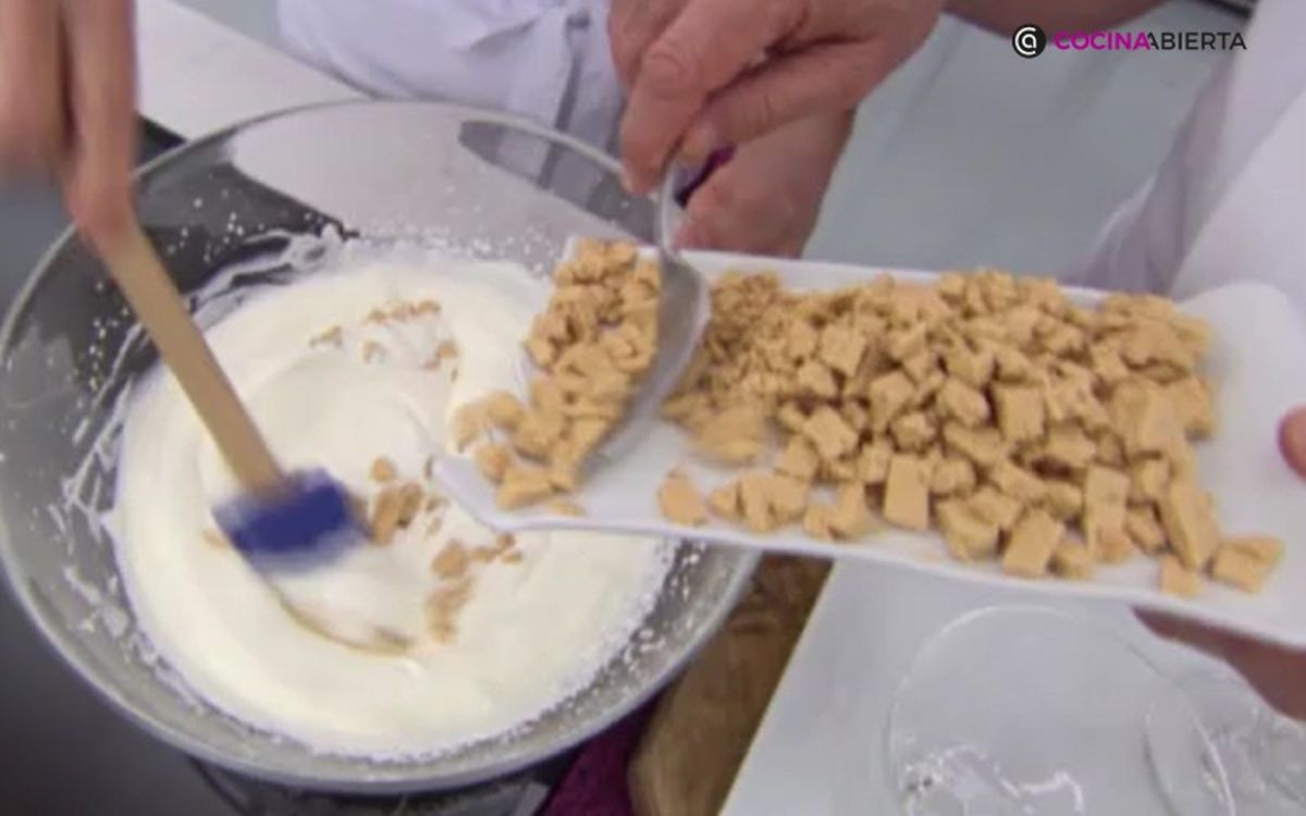 Biscuit de turrón - paso 2