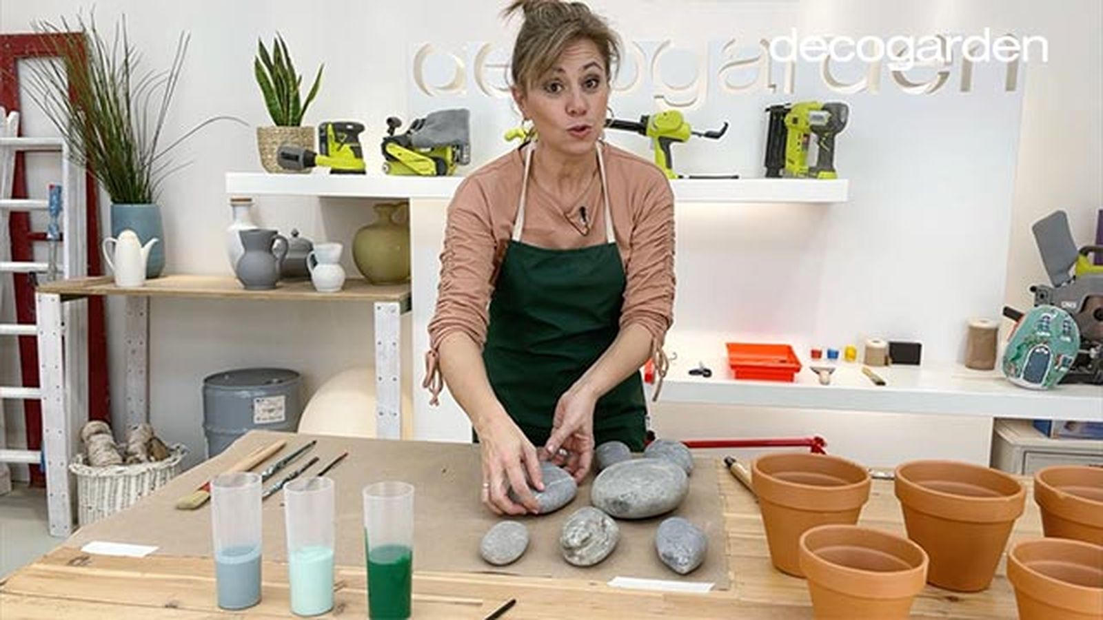 como hacer cactus con piedras materiales