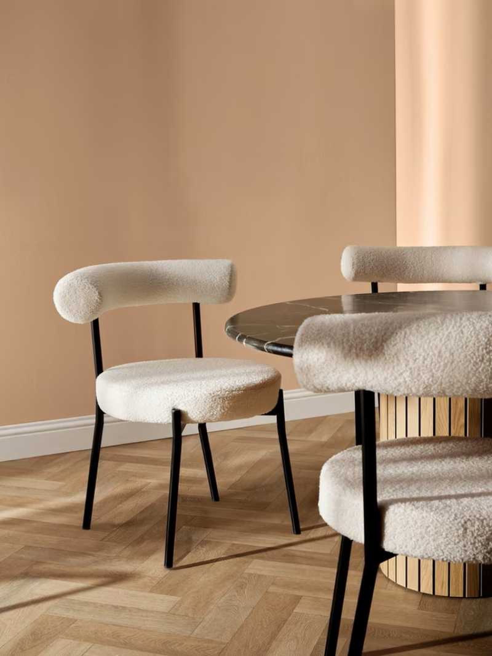 Silla bouclé.
