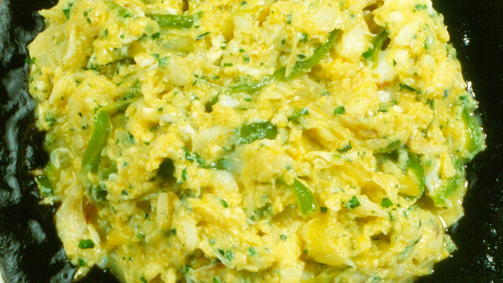 017 1 revuelto bacalao salsa calamares xl