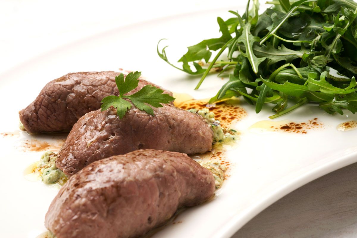 504 Rollitos de carne con ensalada de rúcula (5119) xl