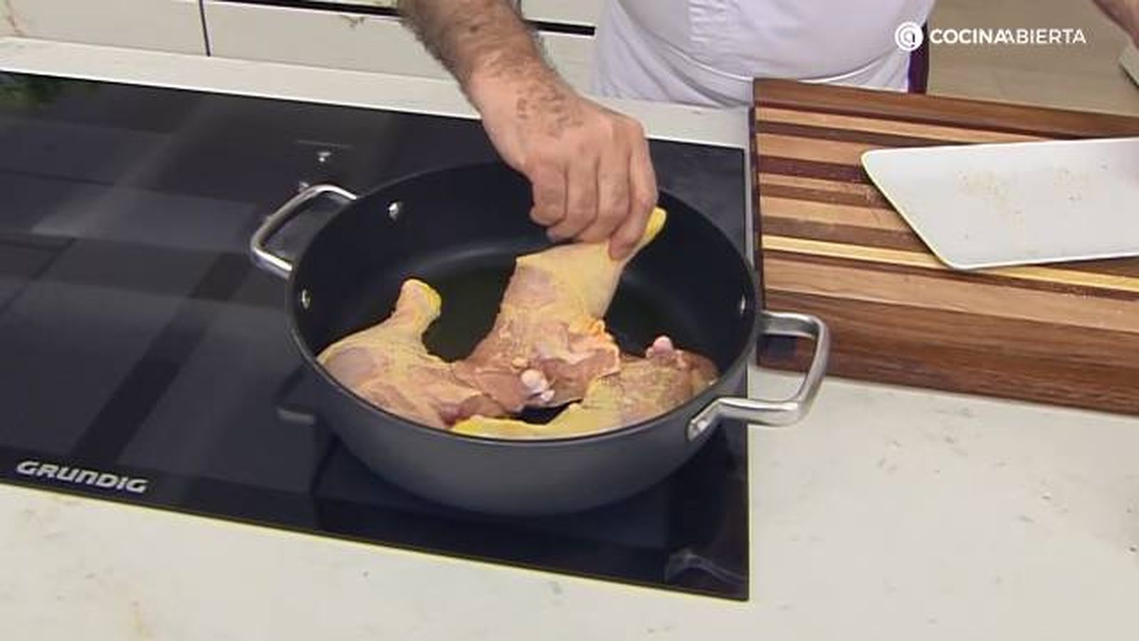 KARL7058 Muslos pollo verduras paso 1