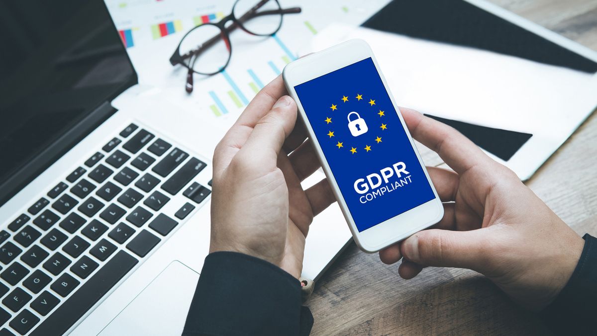 estas son las nuevas condiciones de uso y politica de privacidad que whatsapp compartira con facebook1