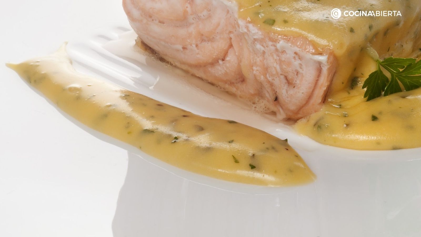 La salsa bearnesa es perfecta para acompañar pescados