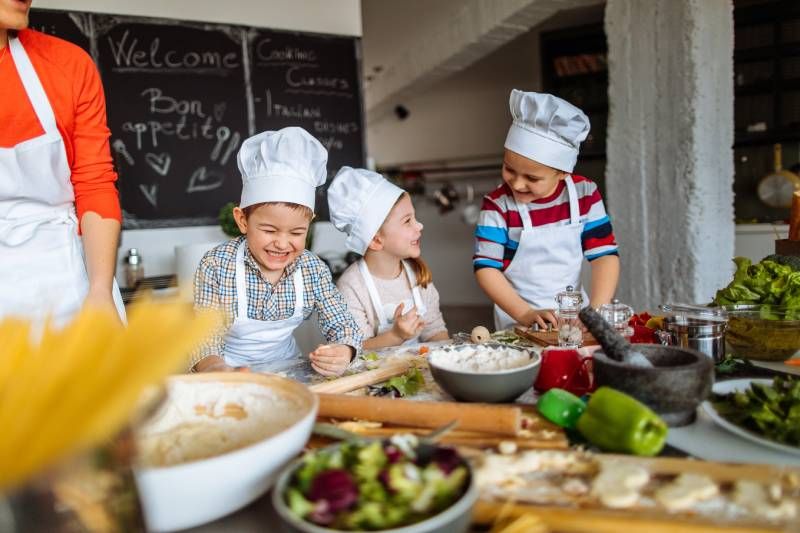 Los campamentos de cocina son diversión y conocimiento para tus hijos