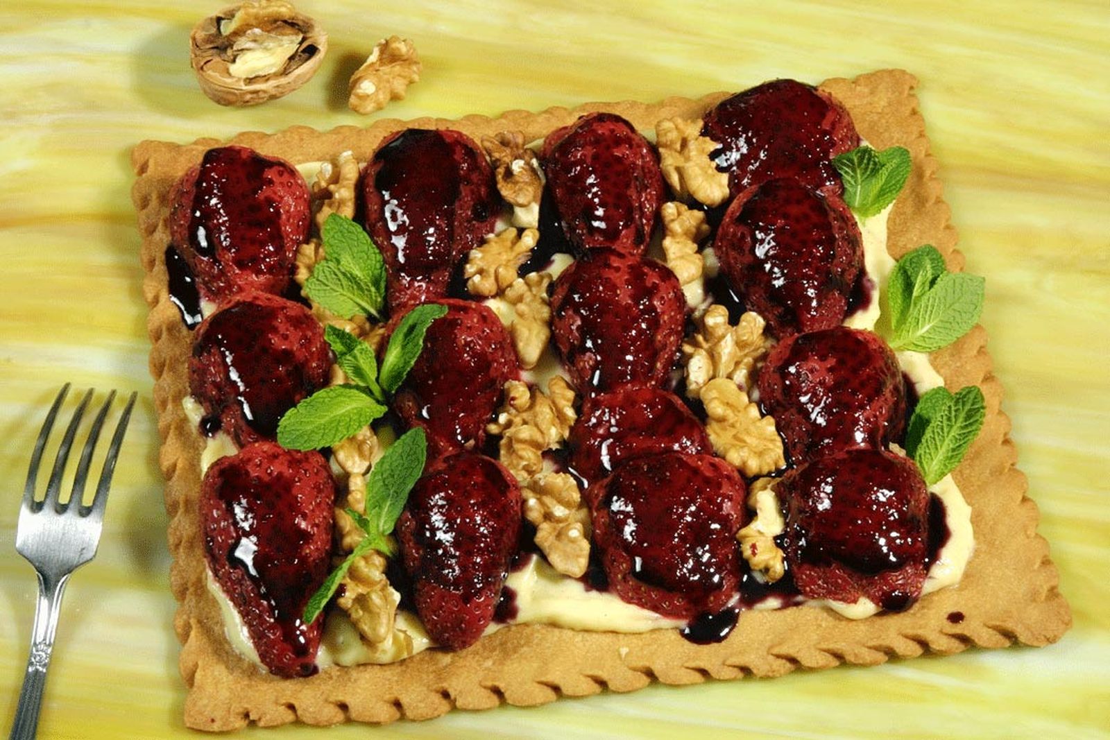 Tarta de fresas con nueces xl