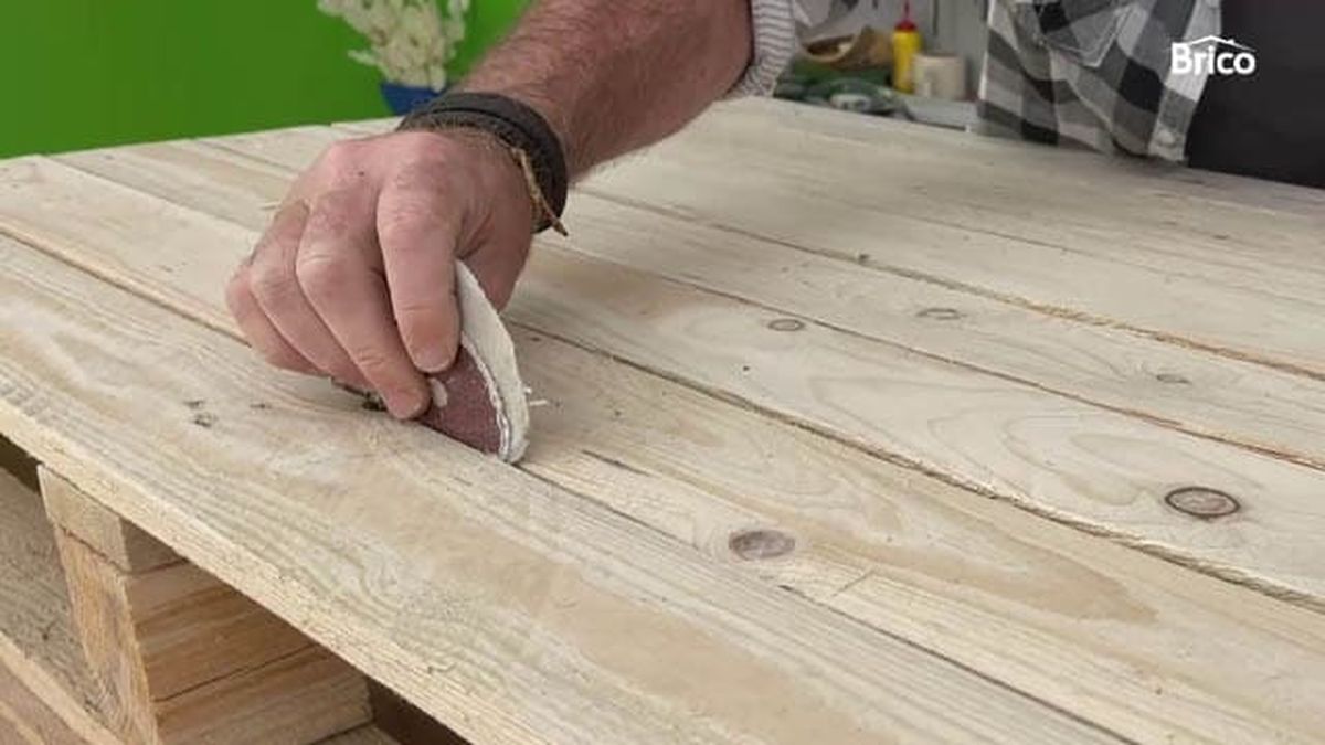 Bricomania 18 mesa alta con palets paso7