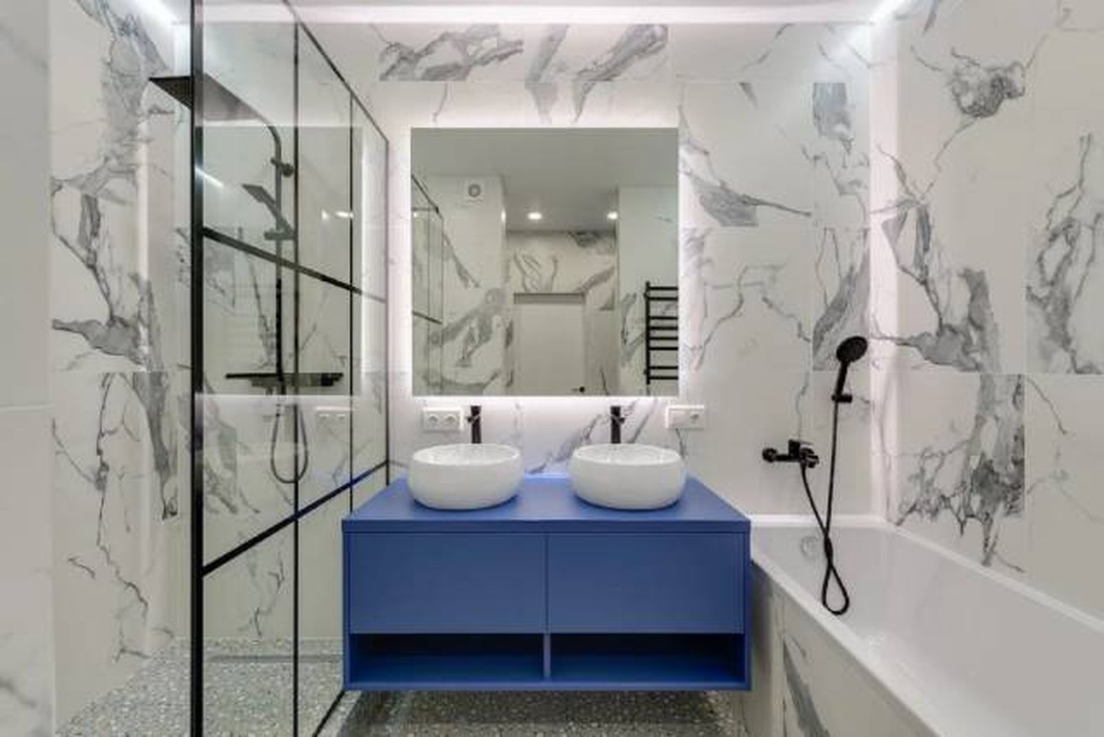 Ideas para elegir el espejo del cuarto de baño y acertar 11