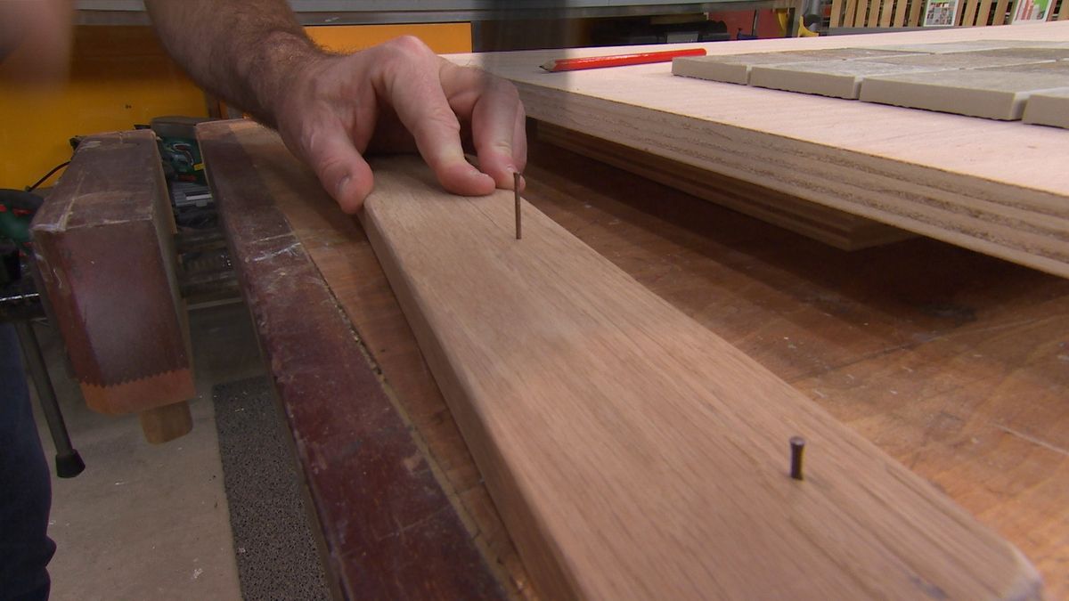 Mesa con revestimiento porcelánico paso 3