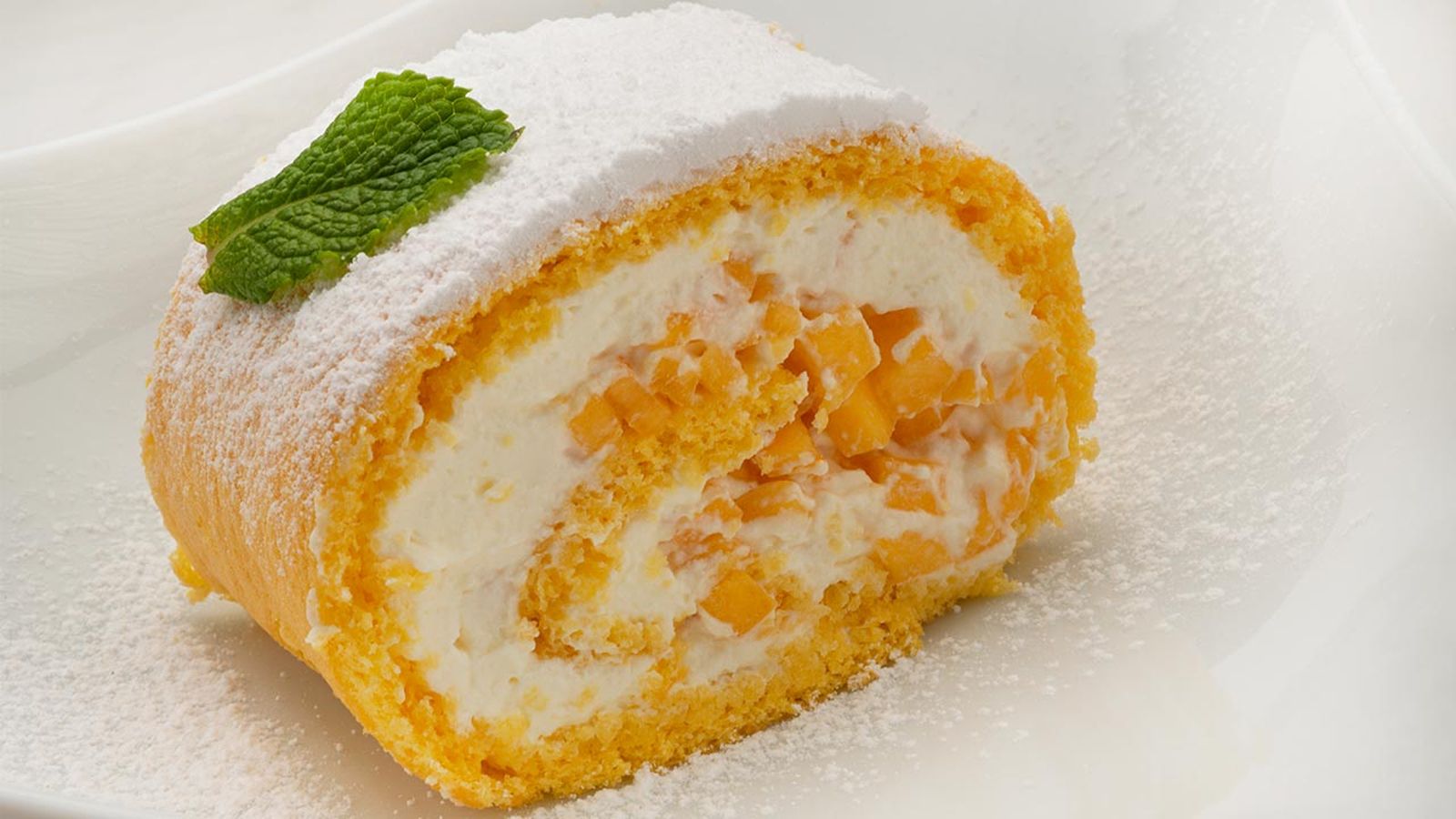 KARL66030320 receta brazo gitano con melocoton de eva arguinano