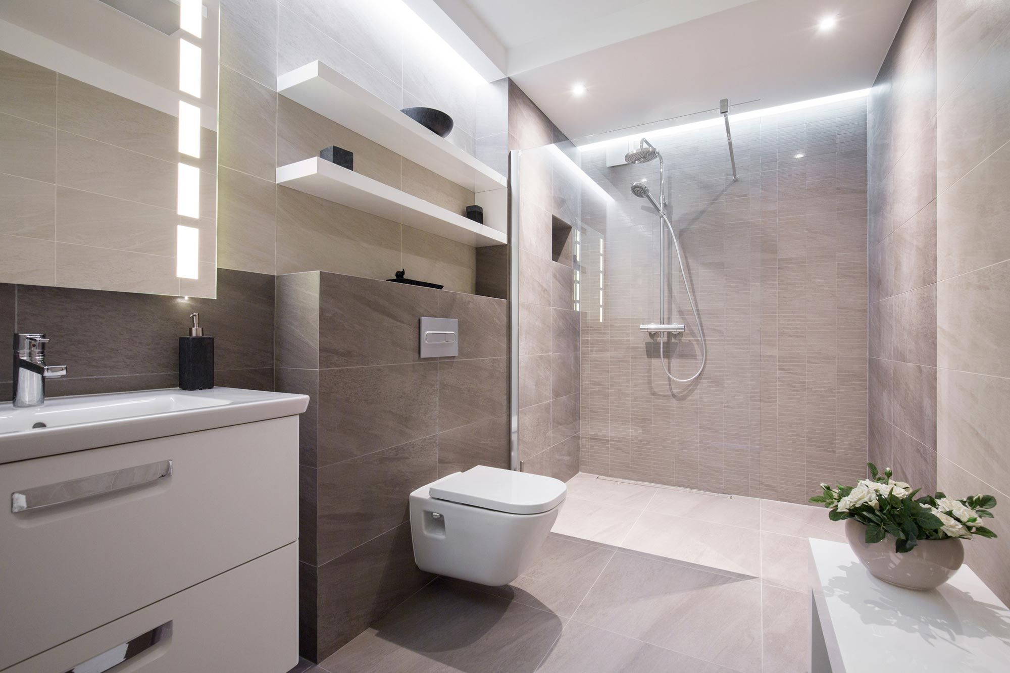 Consejos para lograr un baño elegante mobiliario