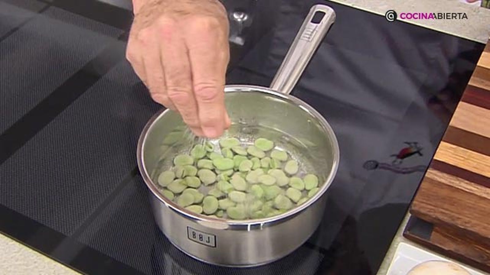 receta champinones rellenos habitas ka paso 1