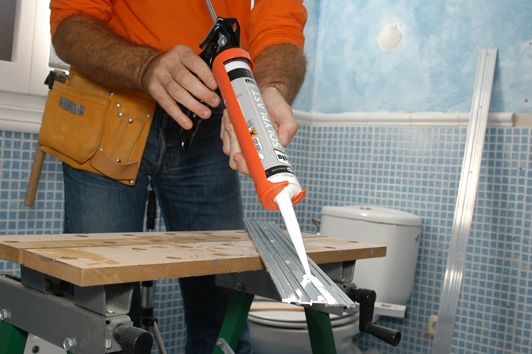 Muro de pavés para el baño paso 4