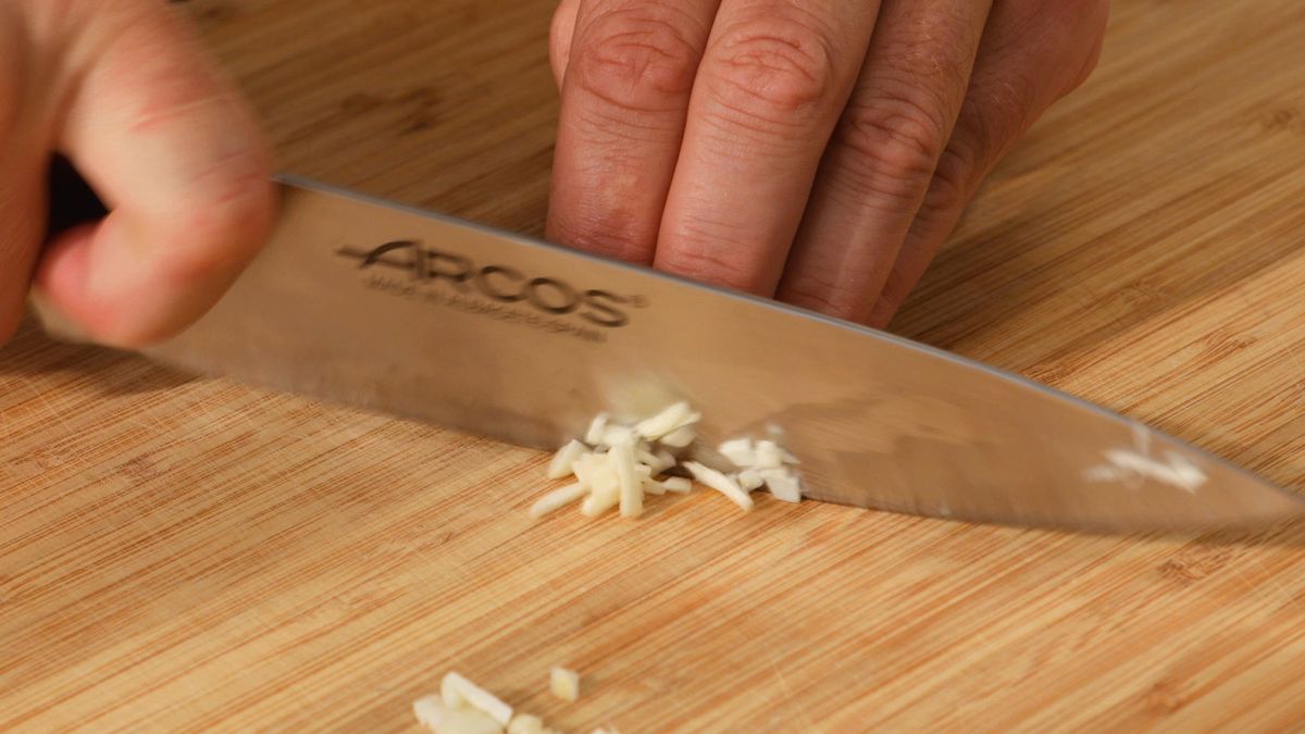 Judías verdes con patatas salteadas con ajo   Paso 3