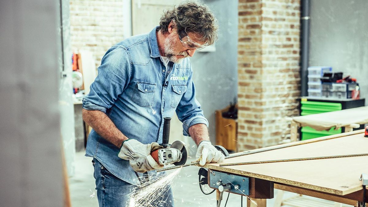 Como hacer un botellero de ferralla paso 1