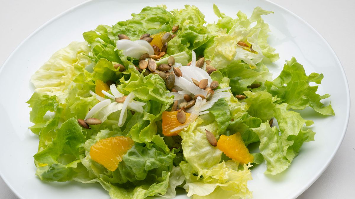 ensalada de lechuga naranja y pipas xl