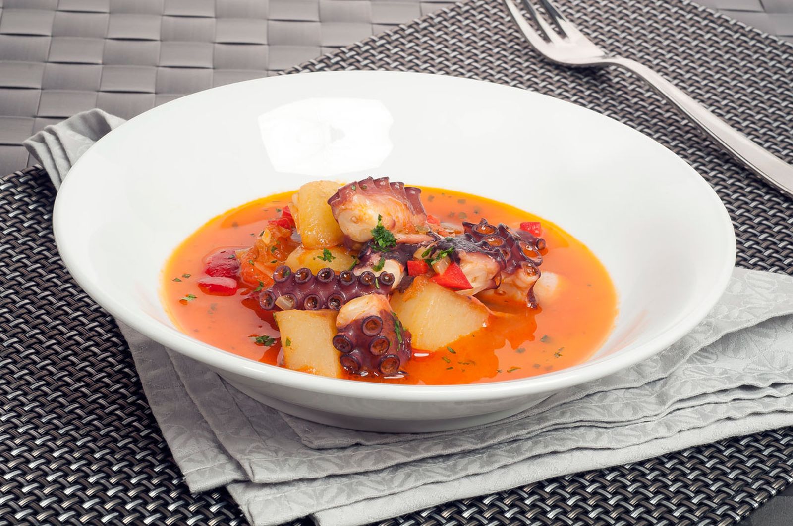 1431 Pulpo con patatinas (615) xl