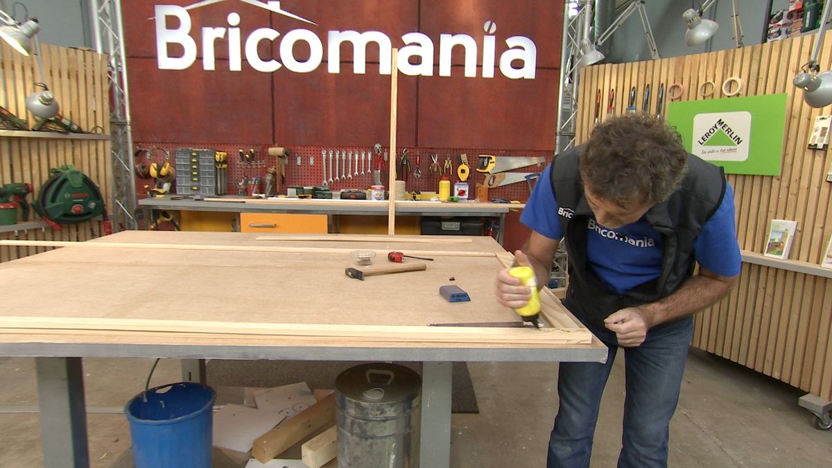 Cómo hacer un biombo de cuerdas paso 3