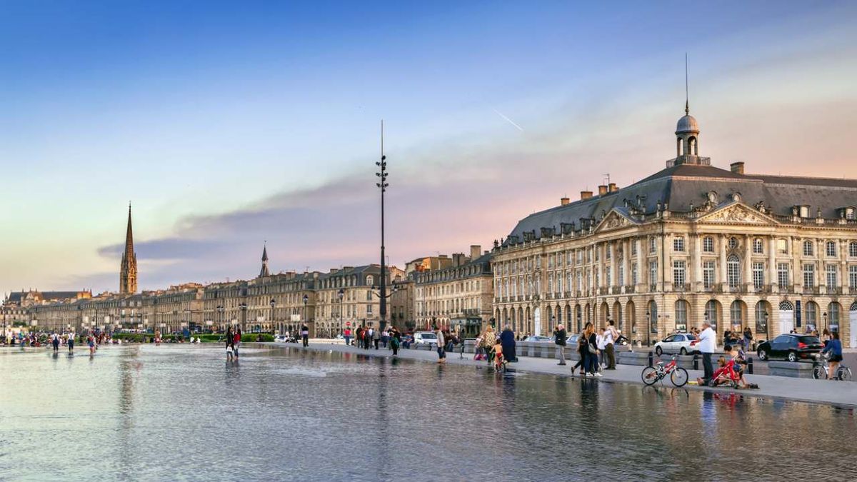 Burdeos lo tiene todo para una escapada: historia, cultura, gastronomía y grandes vinos